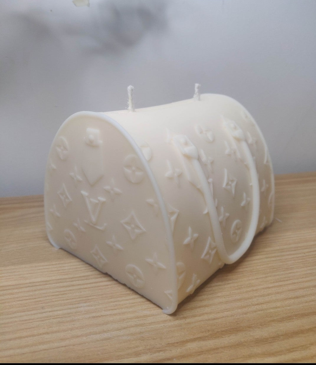 Grosse bougie sac à main inspiration LV